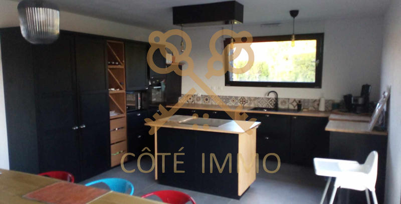 Maison - 106 m² - 5 pièces