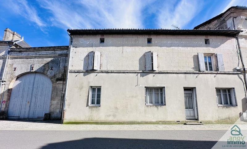 Maison - 198 m² - 8 pièces