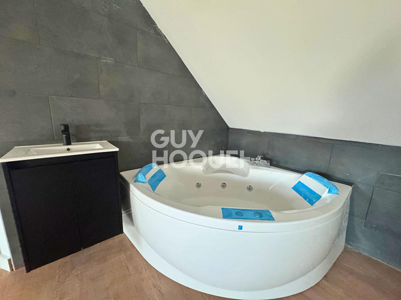 Appartement - 130 m² - 4 pièces