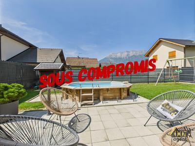 Maison - 101 m² - 5 pièces