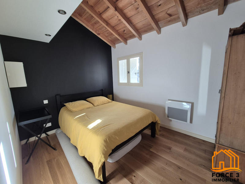 Maison - 215 m² - 7 pièces