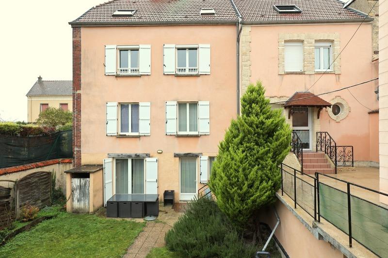 Appartement - 102 m² - 4 pièces