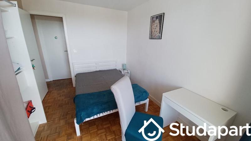 Chambre - 9 m² - 1 pièce