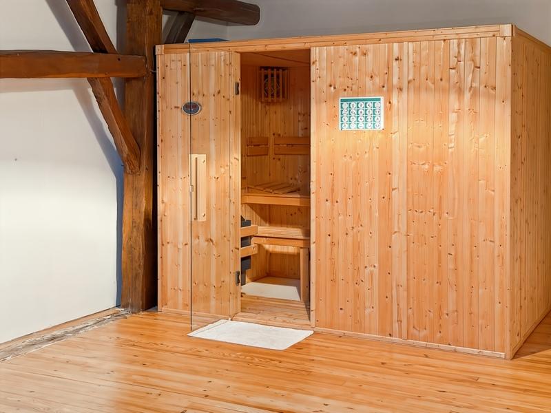 Maison en pierre - 302 m² - 8 pièces