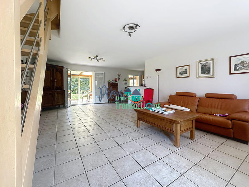 Maison - 158 m² - 6 pièces