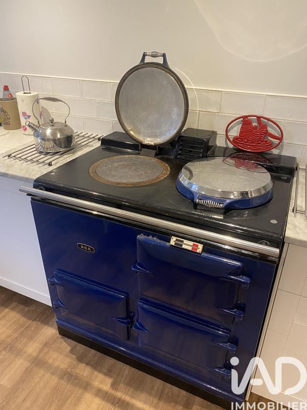 Maison - 296 m² - 12 pièces