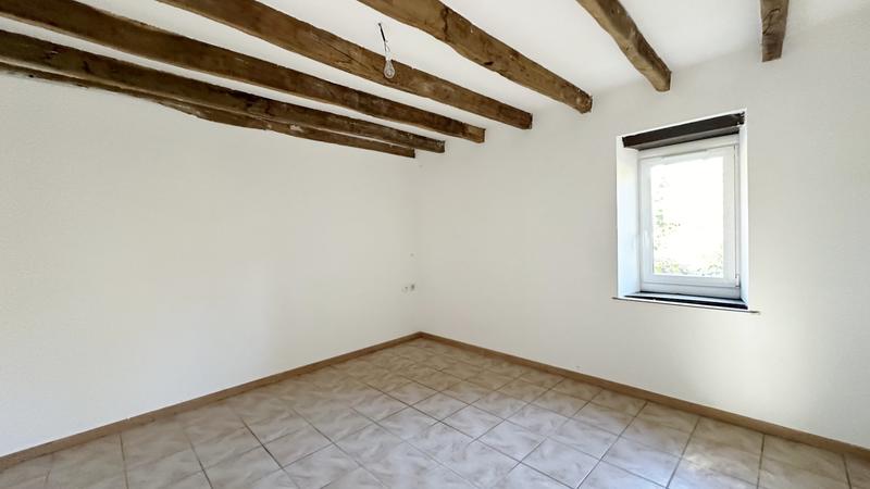 Maison - 377 m² - 12 pièces