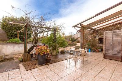 Maison - 192 m² - 7 pièces