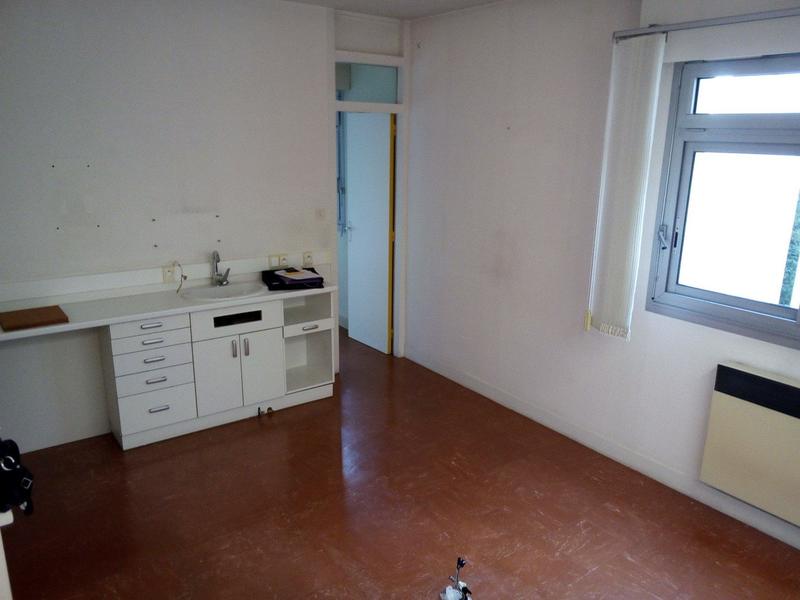 Local commercial - 295 m²