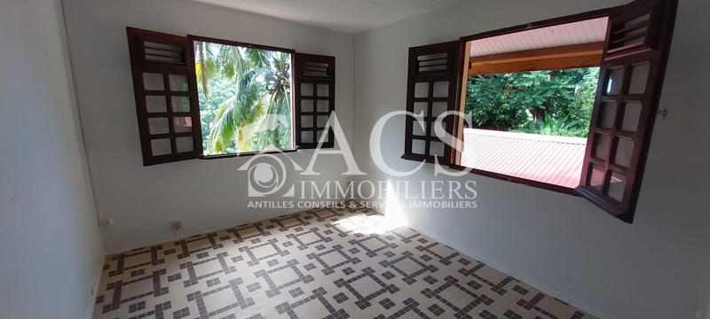 Appartement - 79 m² - 4 pièces