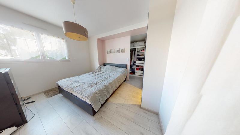 Maison - 155 m² - 5 pièces