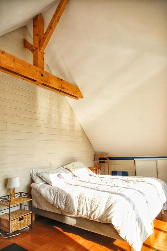 Maison - 230 m² - 8 pièces