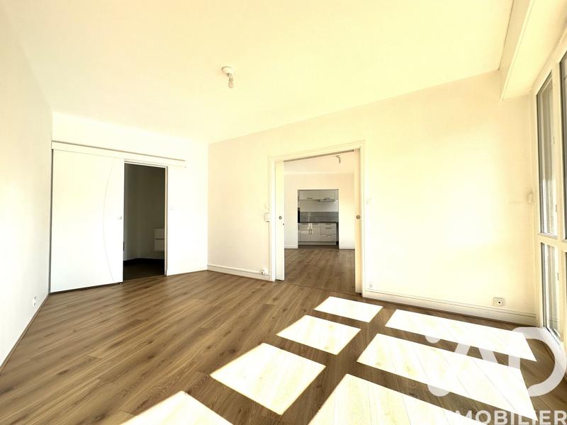 Appartement - 60 m² - 2 pièces