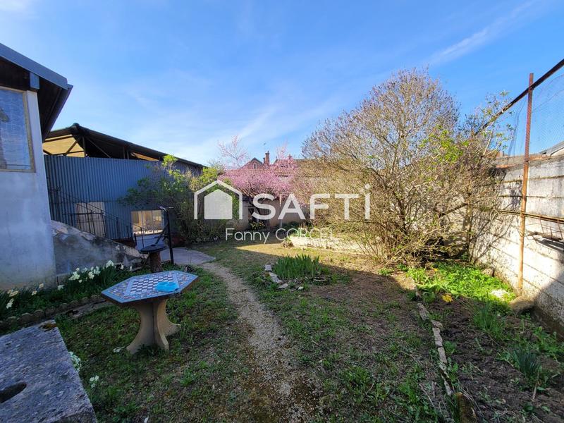 Maison - 148 m² - 8 pièces