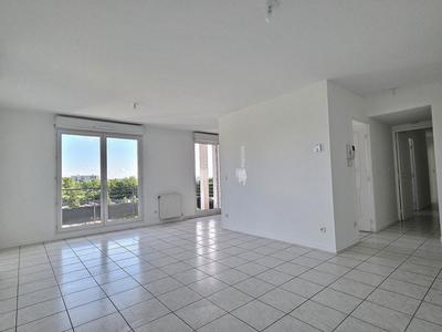 Appartement - 84 m² - 4 pièces