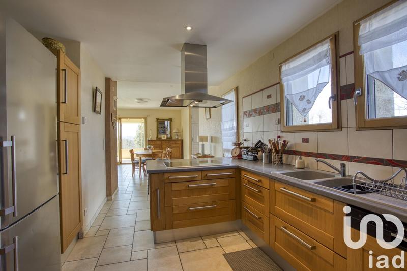 Maison - 185 m² - 6 pièces