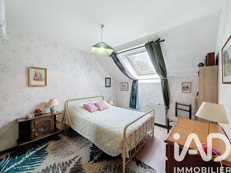 Maison - 270 m² - 9 pièces