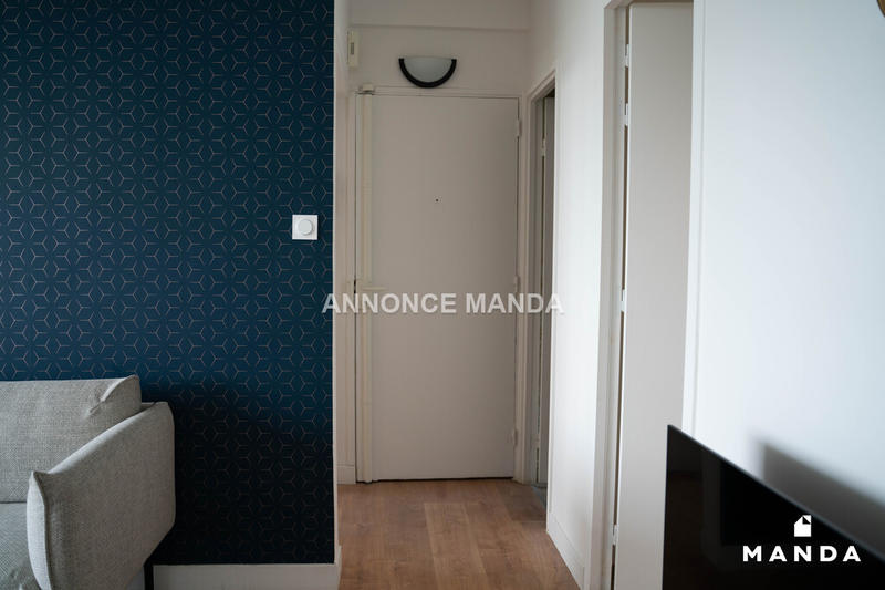 Chambre - 10 m² - 5 pièces