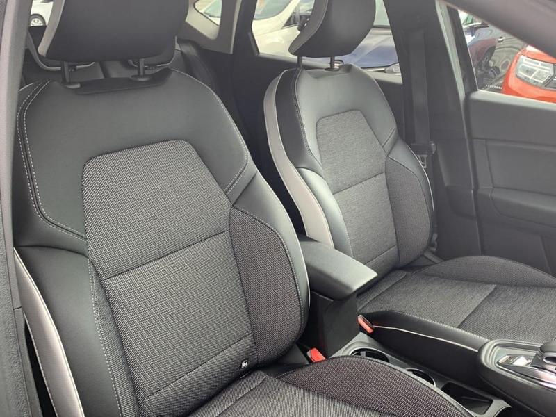 Renault Captur E-Tech Plug-in 160 Intens