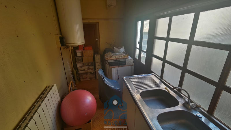 Maison - 200 m² - 8 pièces