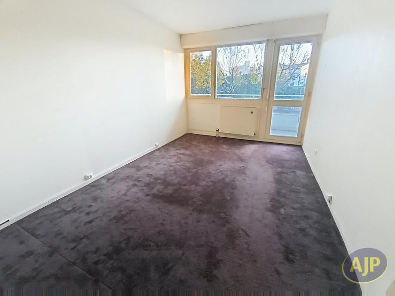 Appartement - 100 m² - 4 pièces