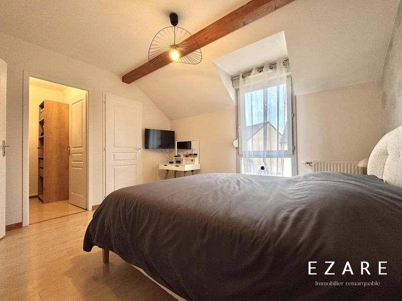 Maison - 111 m² - 5 pièces