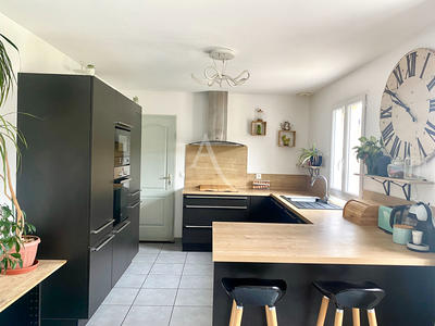 Maison - 111 m² - 5 pièces