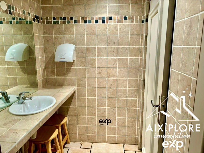 Fonds de commerce - Hôtellerie / Restauration - 123 m²