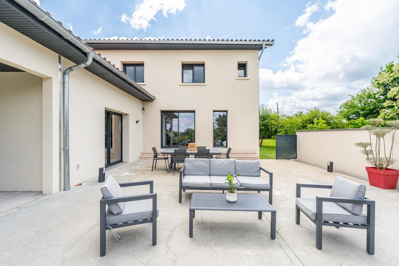 Maison - 190 m² - 7 pièces