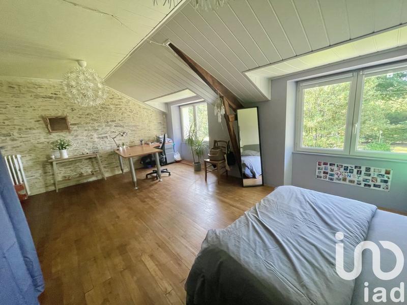 Maison - 235 m² - 6 pièces