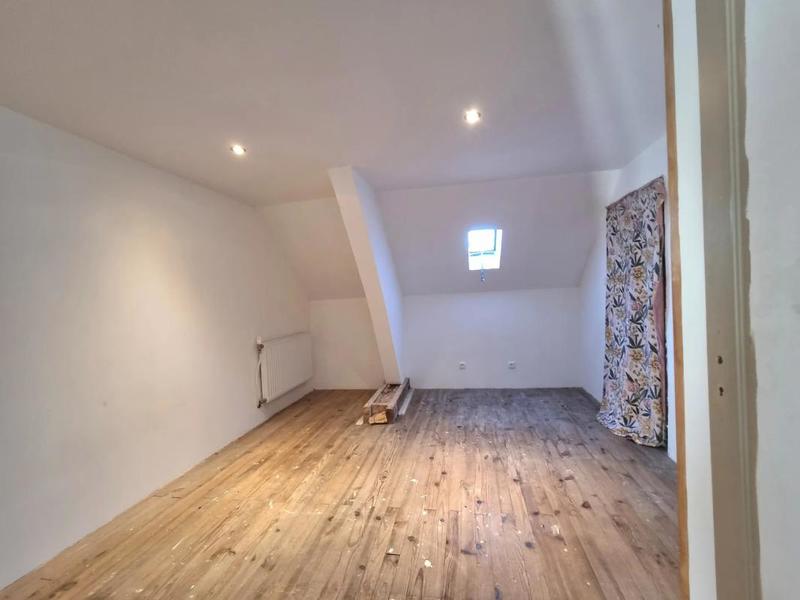 Maison - 296 m² - 13 pièces