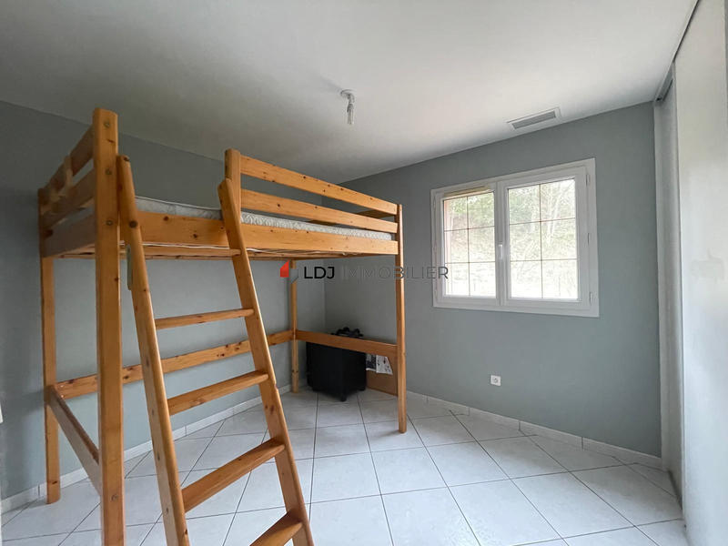 Maison - 98 m² - 4 pièces