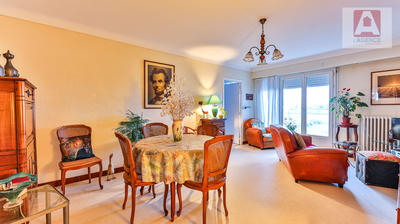 Appartement - 74 m² - 3 pièces