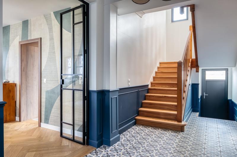 Maison - 327 m² - 10 pièces