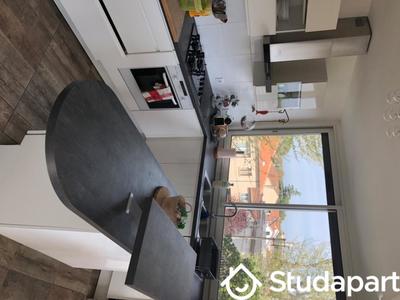 Chambre - 8 m² - 1 pièce