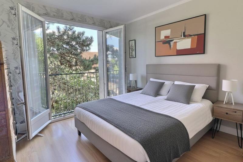 Appartement - 103 m² - 5 pièces