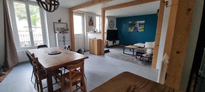 Maison - 92 m² - 4 pièces