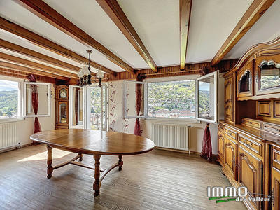 Maison - 134 m² - 6 pièces