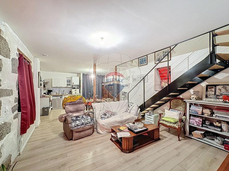 Maison - 98 m² - 4 pièces