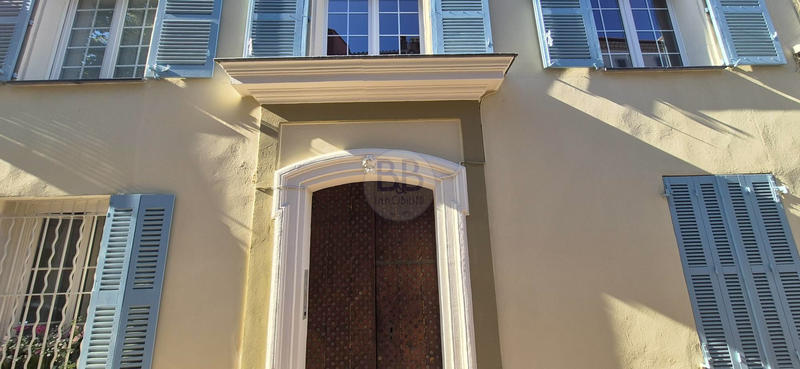 Appartement - 91 m² - 3 pièces