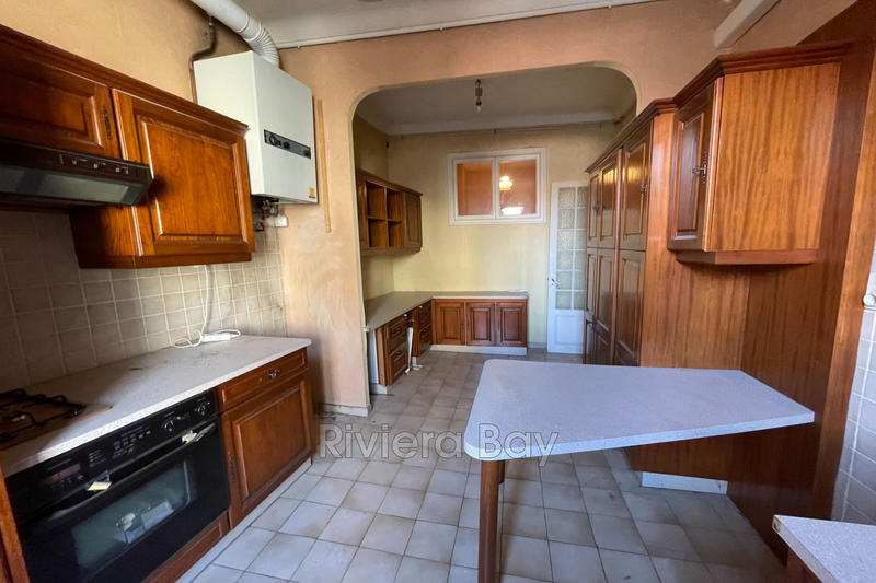 Appartement - 92 m² - 4 pièces