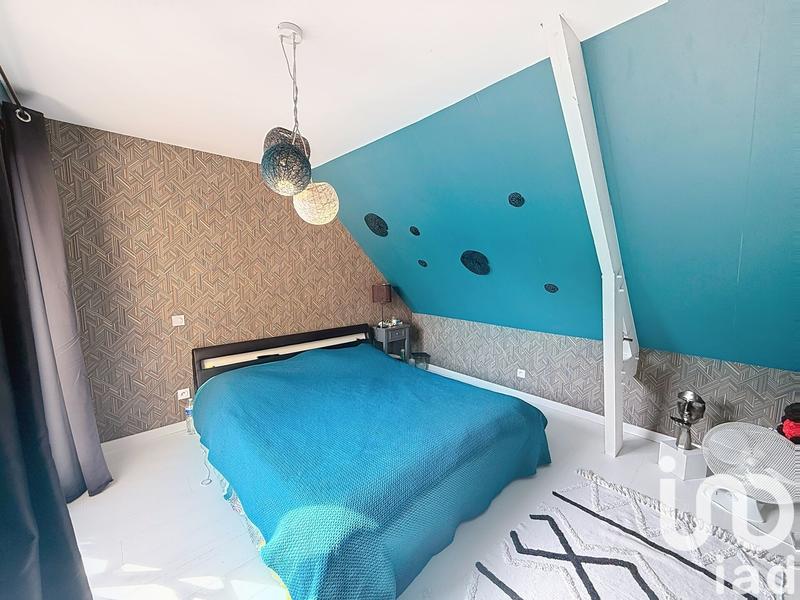 Maison - 225 m² - 8 pièces