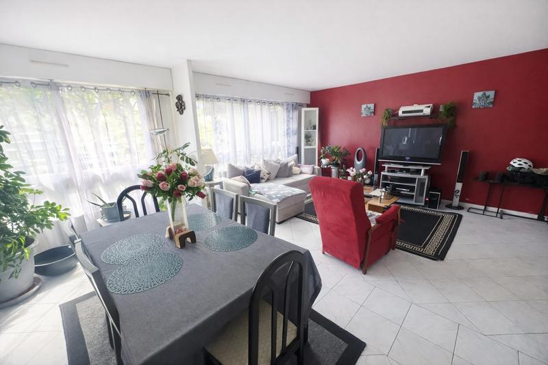 Appartement - 84 m² - 4 pièces