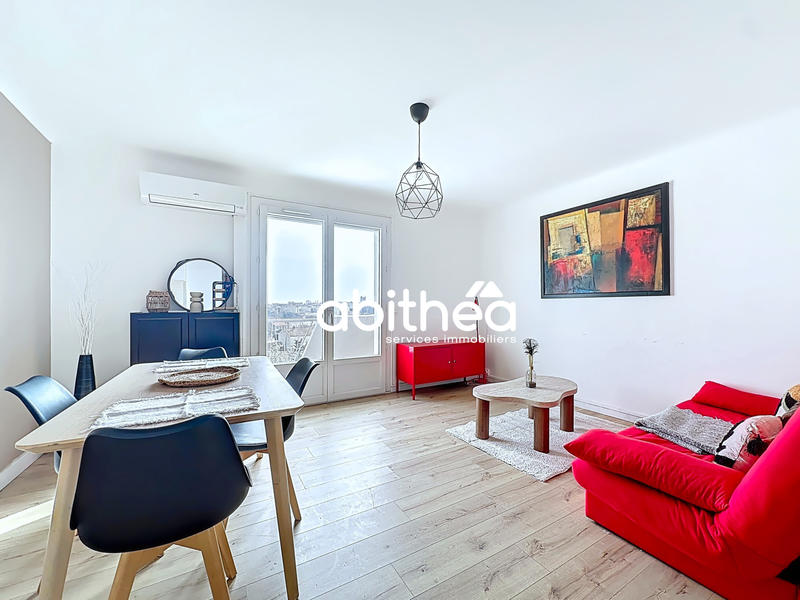 Appartement - 79 m² - 5 pièces