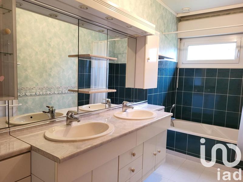 Maison - 160 m² - 8 pièces