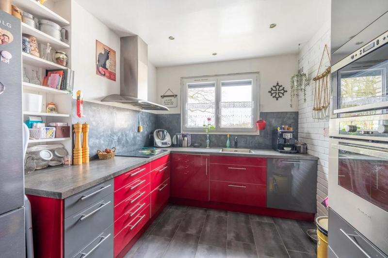 Maison - 192 m² - 8 pièces