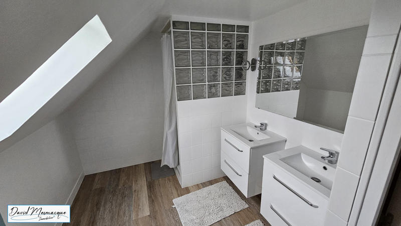 Maison - 160 m² - 5 pièces