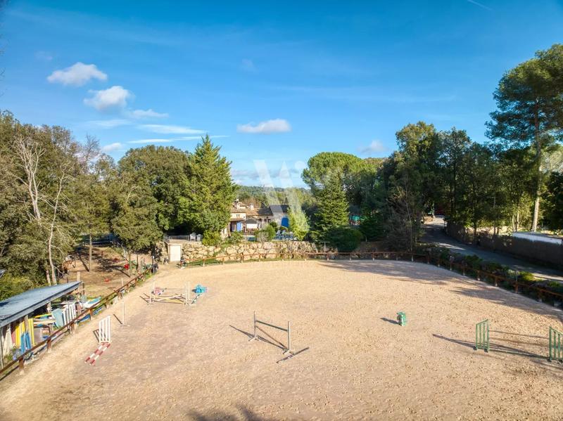 Villa - 350 m² - 5 pièces