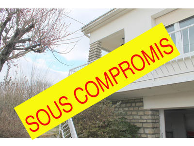 Maison - 96 m² - 5 pièces