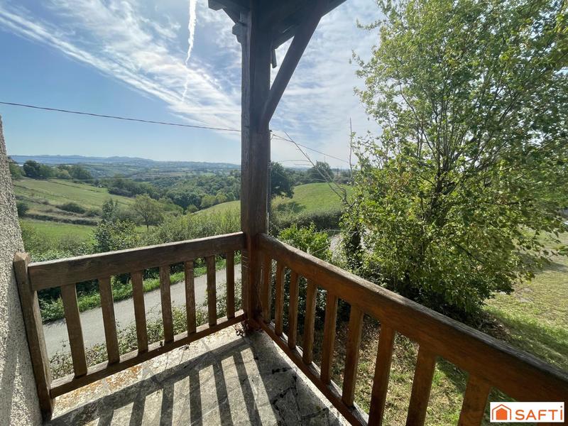 Maison - 290 m² - 13 pièces